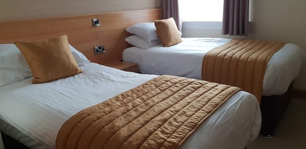 Hill Park Hotel