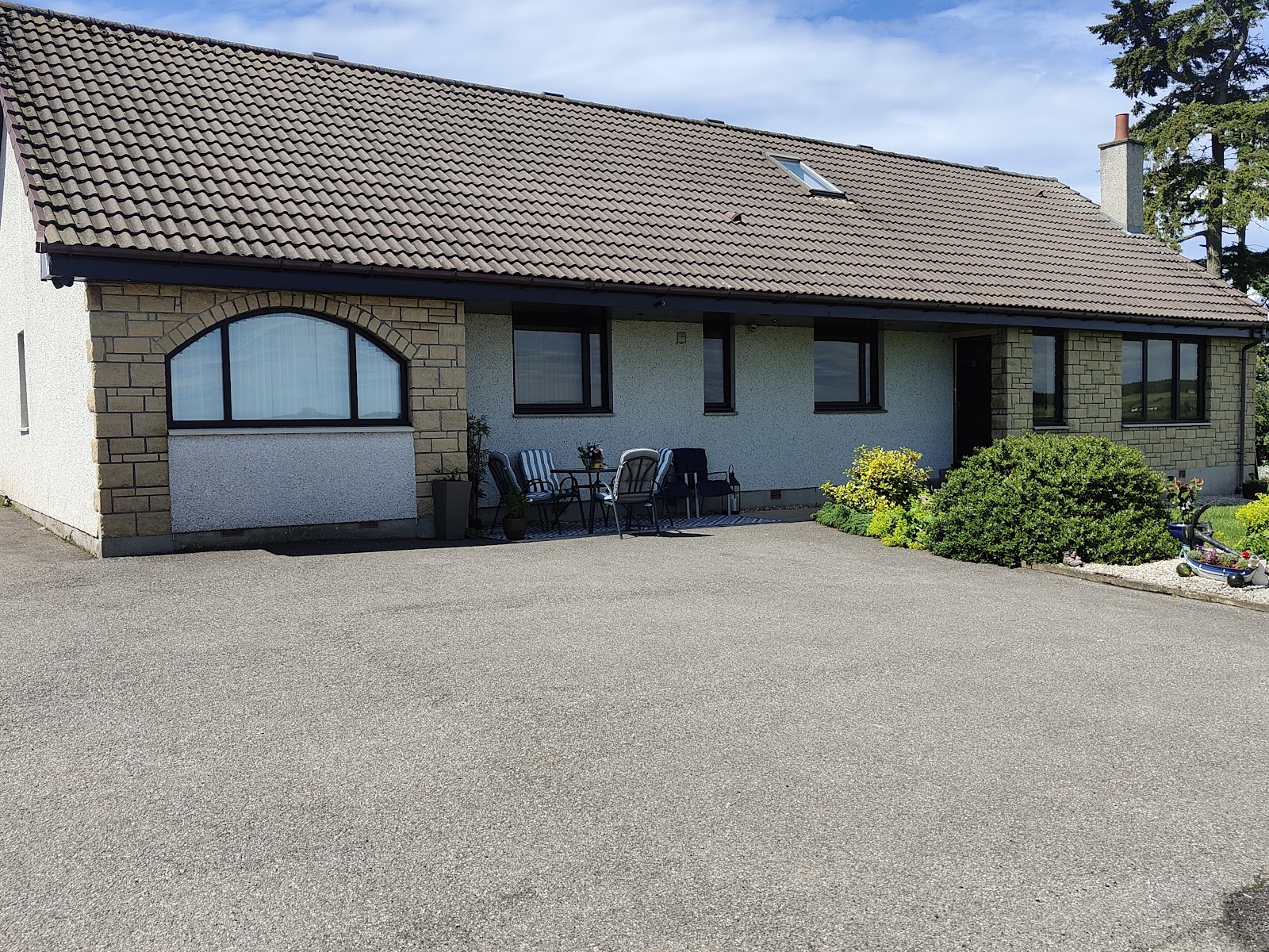 Hillhaven Bed & Breakfast