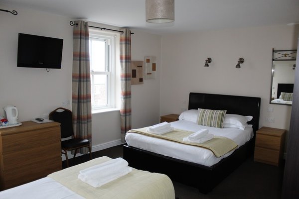 Hillside Hotel