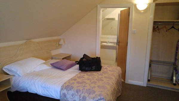 Hillview Lodge