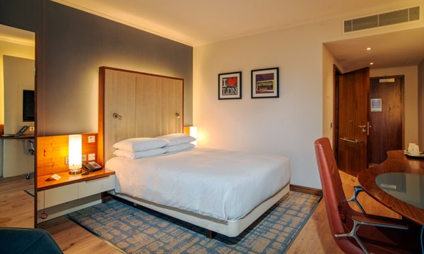 Hilton London Heathrow Airport Terminal 5