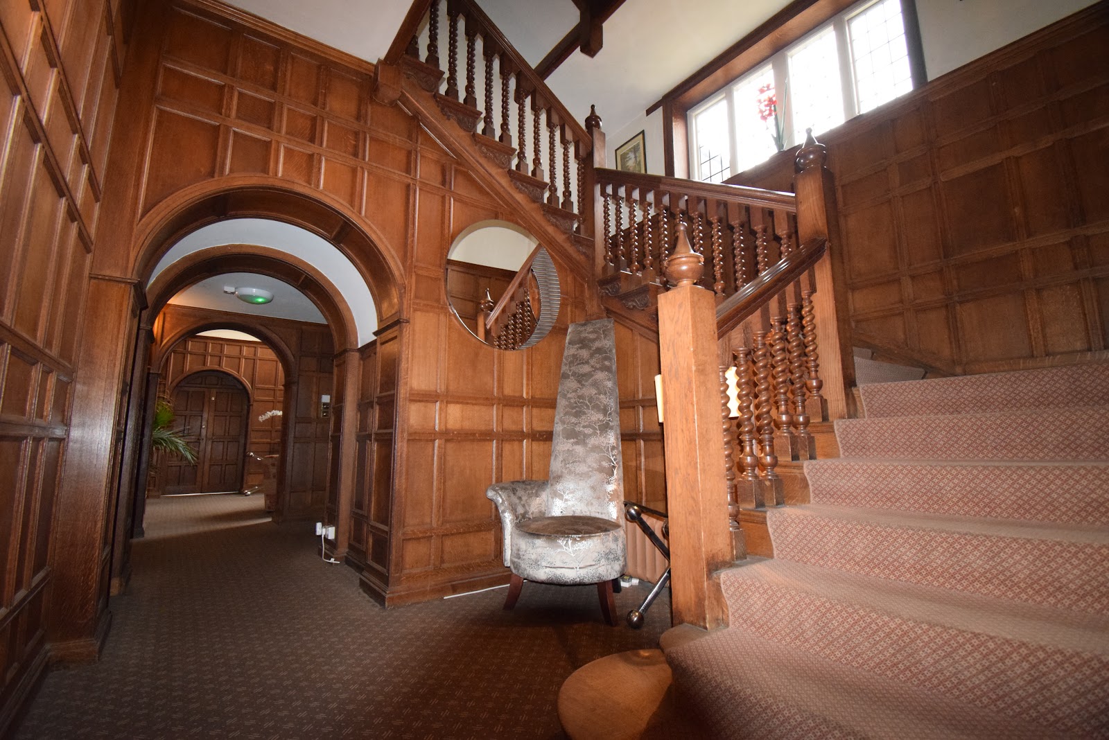 Hitchambury Manor