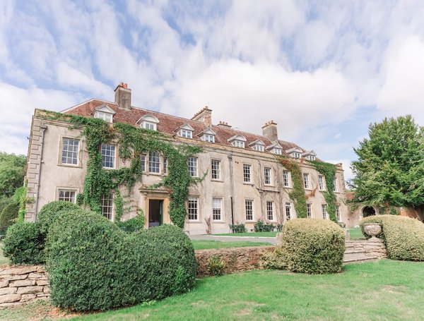 Holbrook Manor & Spa