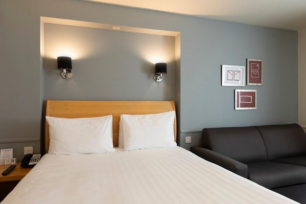 Holiday Inn Brentwood M25 Jct 28