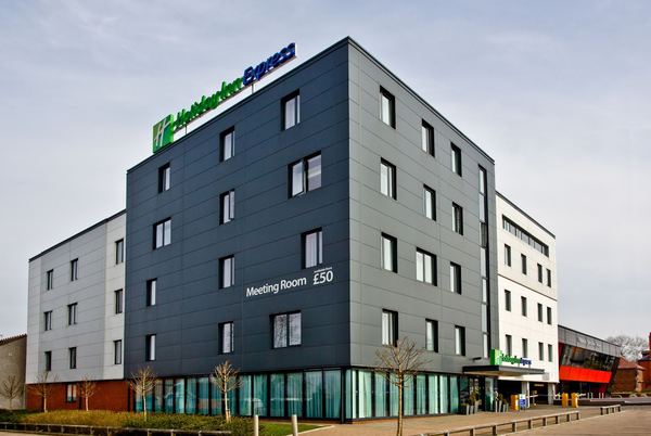 Holiday Inn Express Birmingham South A45