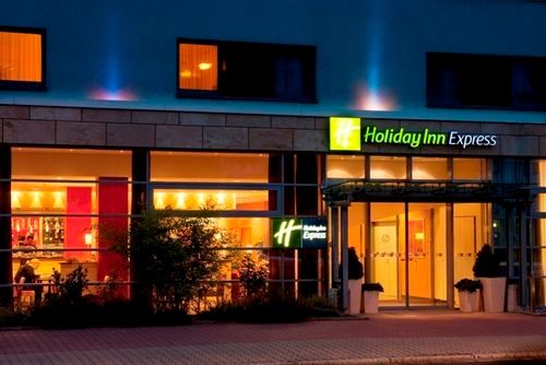 Holiday Inn Express Birmingham Star City