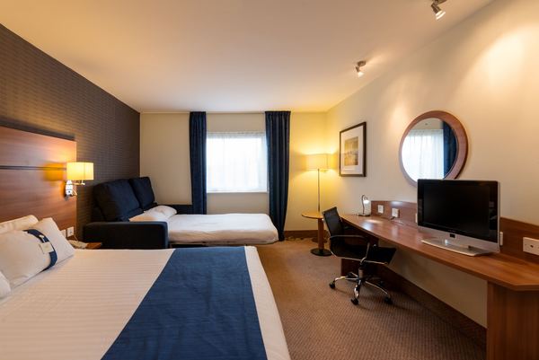 Holiday Inn Express Birmingham Star City