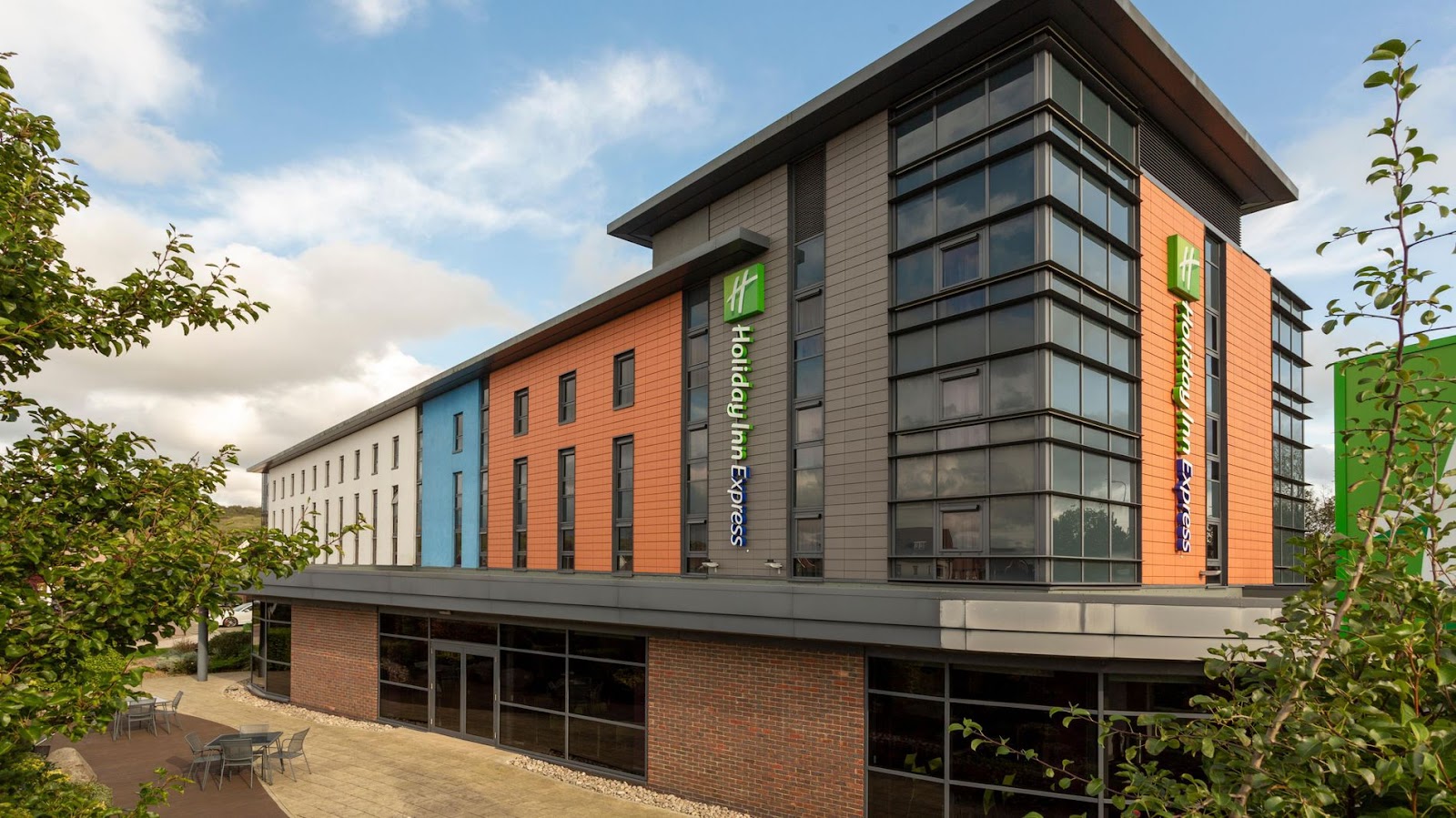 Holiday Inn Express Dunstable