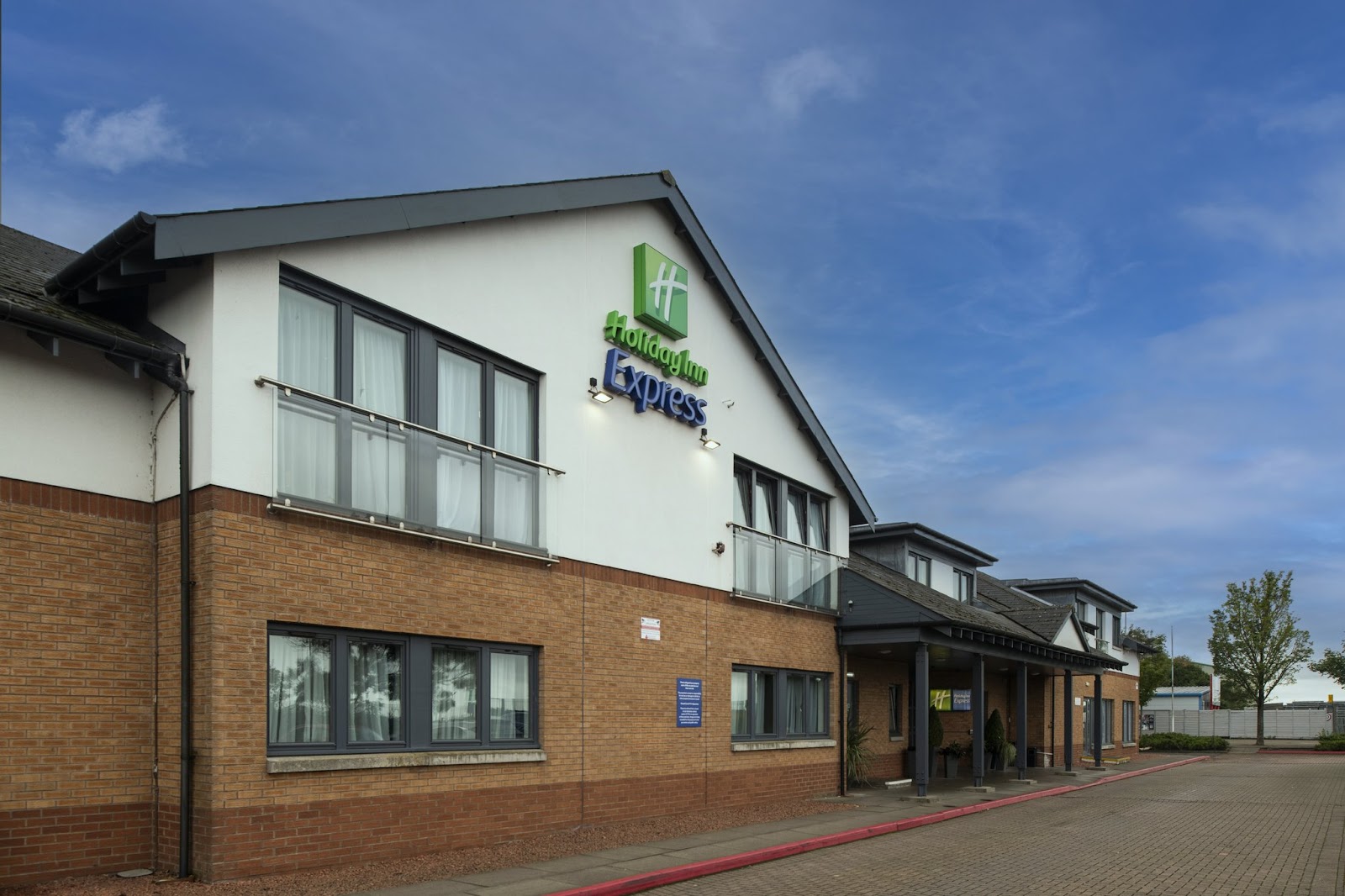 Holiday Inn Express Edinburgh Airport