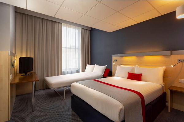 Holiday Inn Express Edinburgh City Centre