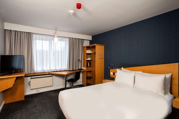 Holiday Inn Express Glasgow City Centre Riverside