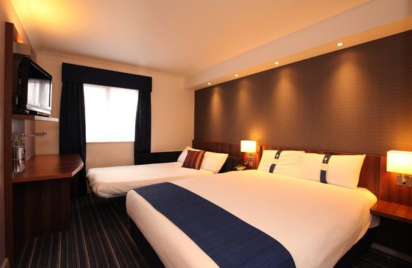 Holiday Inn Express Leeds East