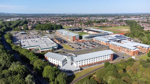 Holiday Inn Express Leigh Sports Village