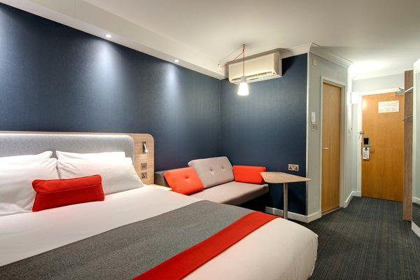 Holiday Inn Express London Dartford