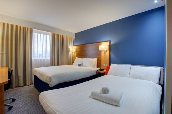 Holiday Inn Express Nuneaton