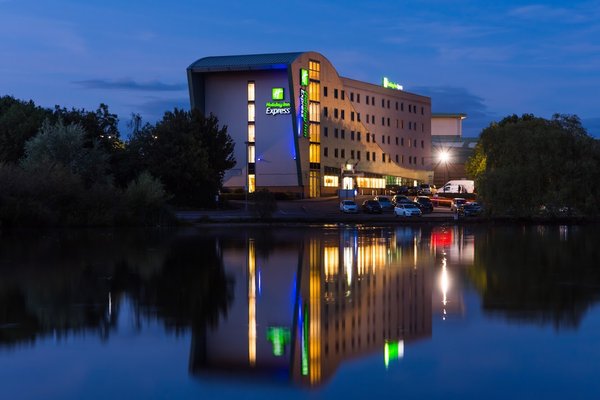 Holiday Inn Express Tamworth
