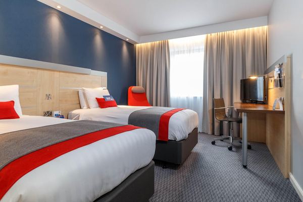 Holiday Inn Express Walsall M6 J10