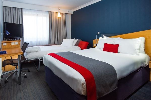 Holiday Inn Express Warwick - Stratford-upon-Avon