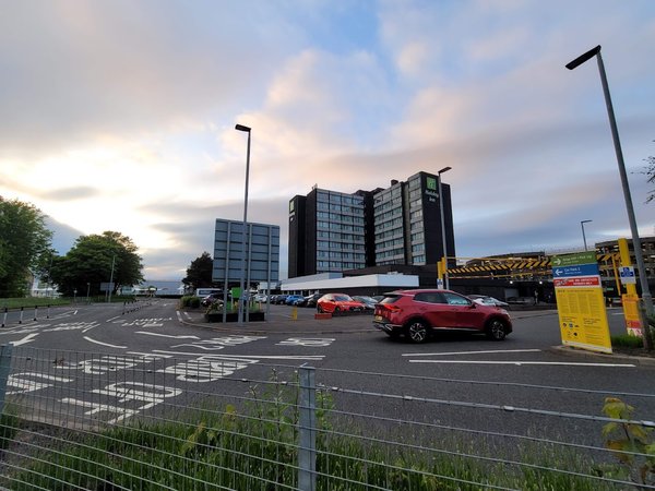 Holiday Inn Glasgow Airport