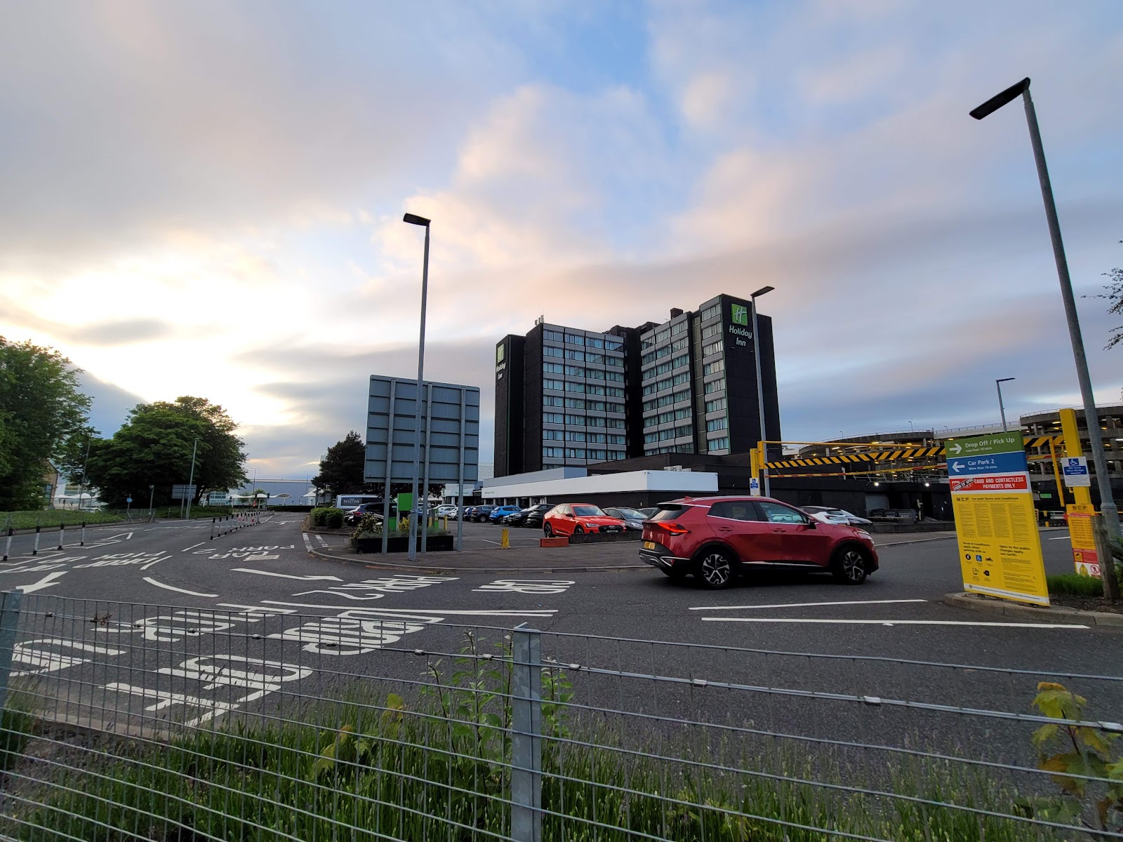 Holiday Inn Glasgow Airport