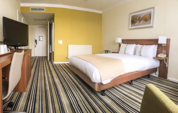 Holiday Inn Leeds Brighouse