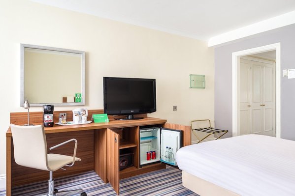 Holiday Inn Leeds Wakefield M1 J40
