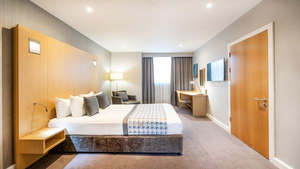 Holiday Inn London Luton Airport
