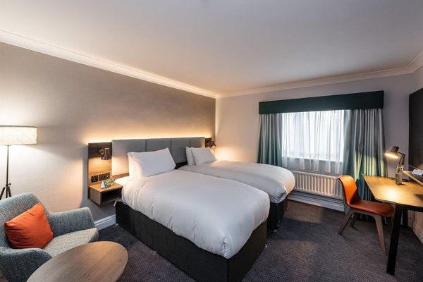 Holiday Inn - Manchester - Oldham by IHG