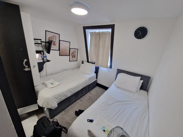 Holly House Hotel