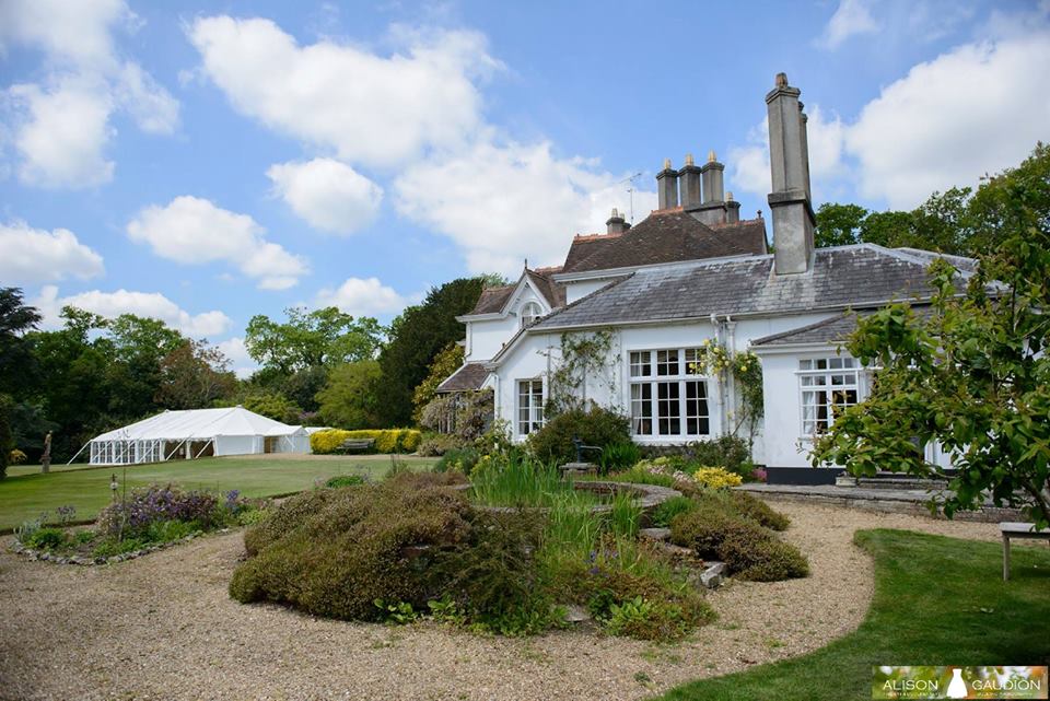 Hollybank House
