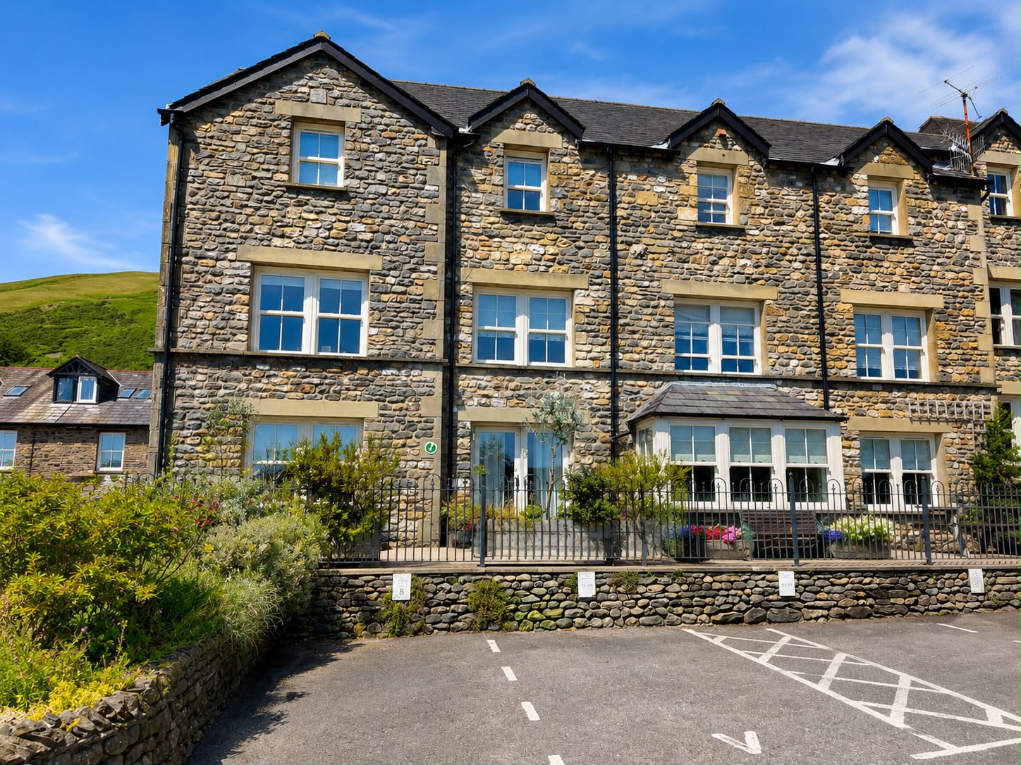 Howgills Apartments