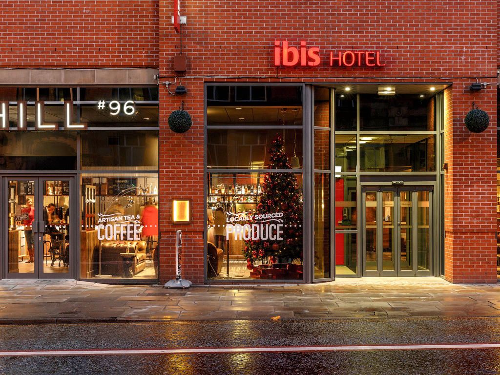 Ibis Manchester Centre 96 Portland Street