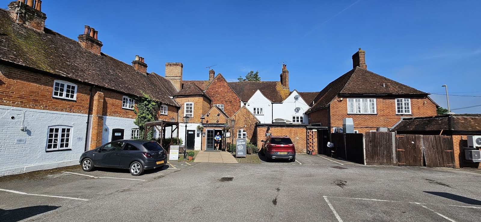 Innkeepers Lodge Hook