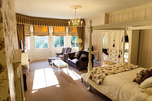 Kateshill House