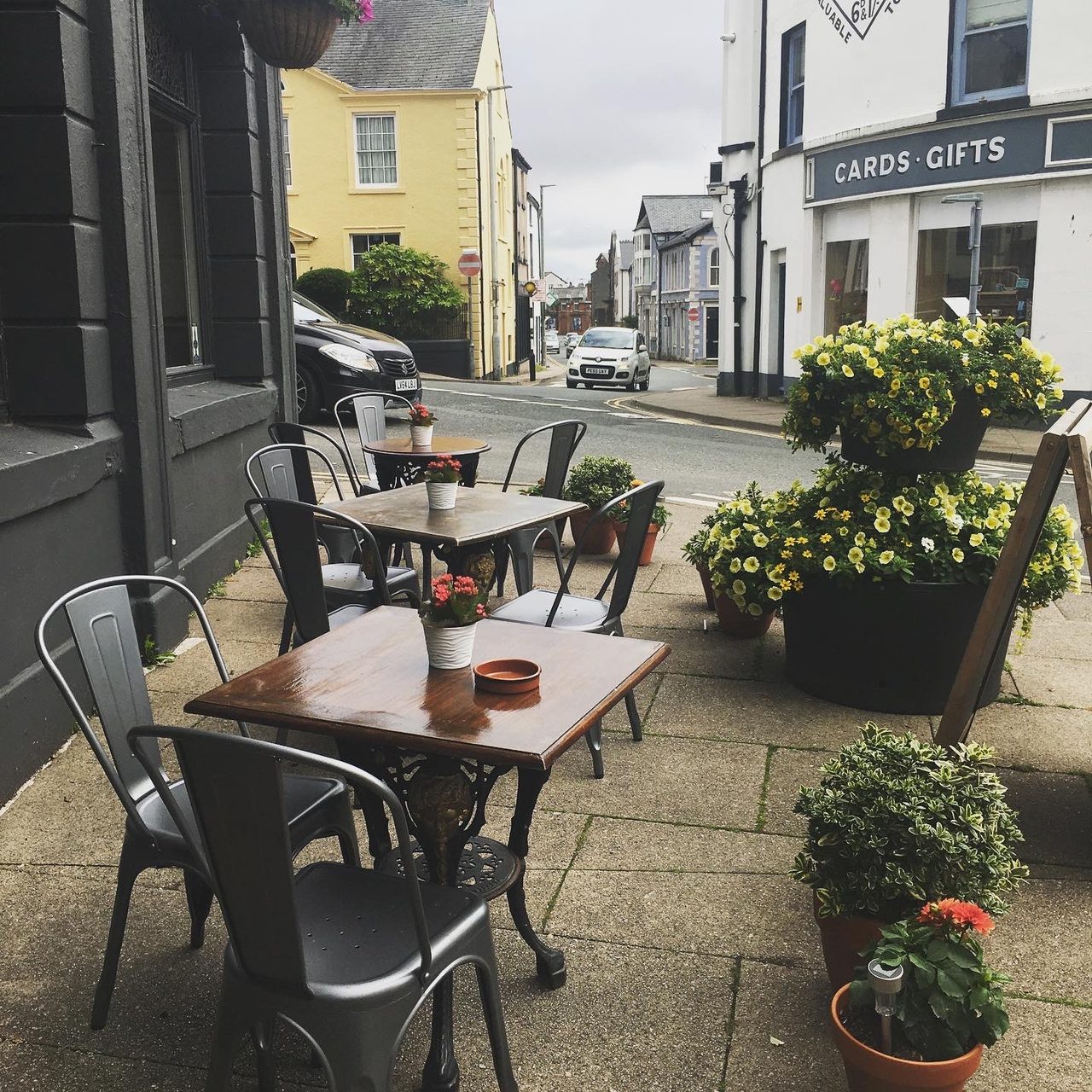 Kings Arms Hotel