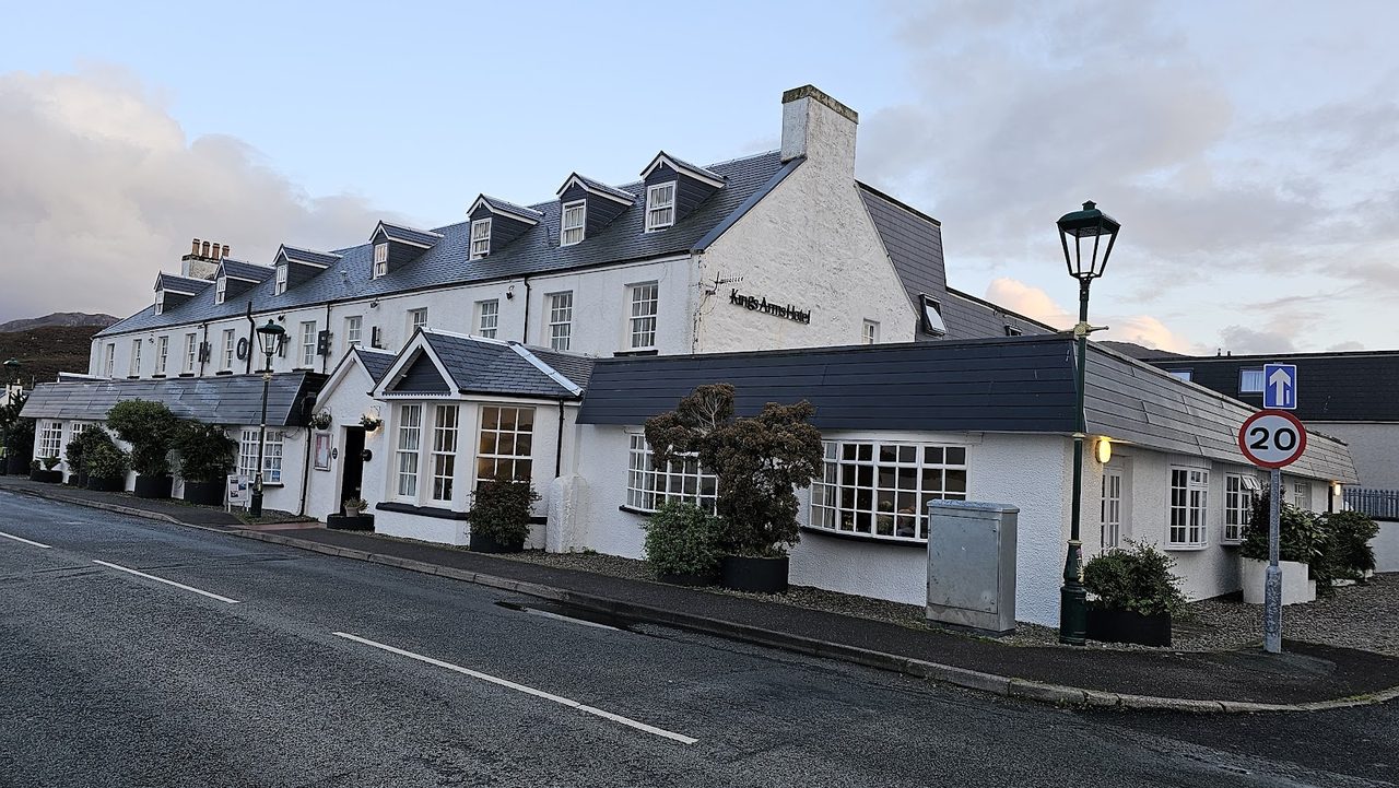 Kings Arms Hotel