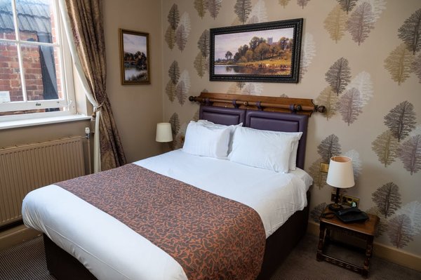 Kings Head Hotel By Greene King Inns