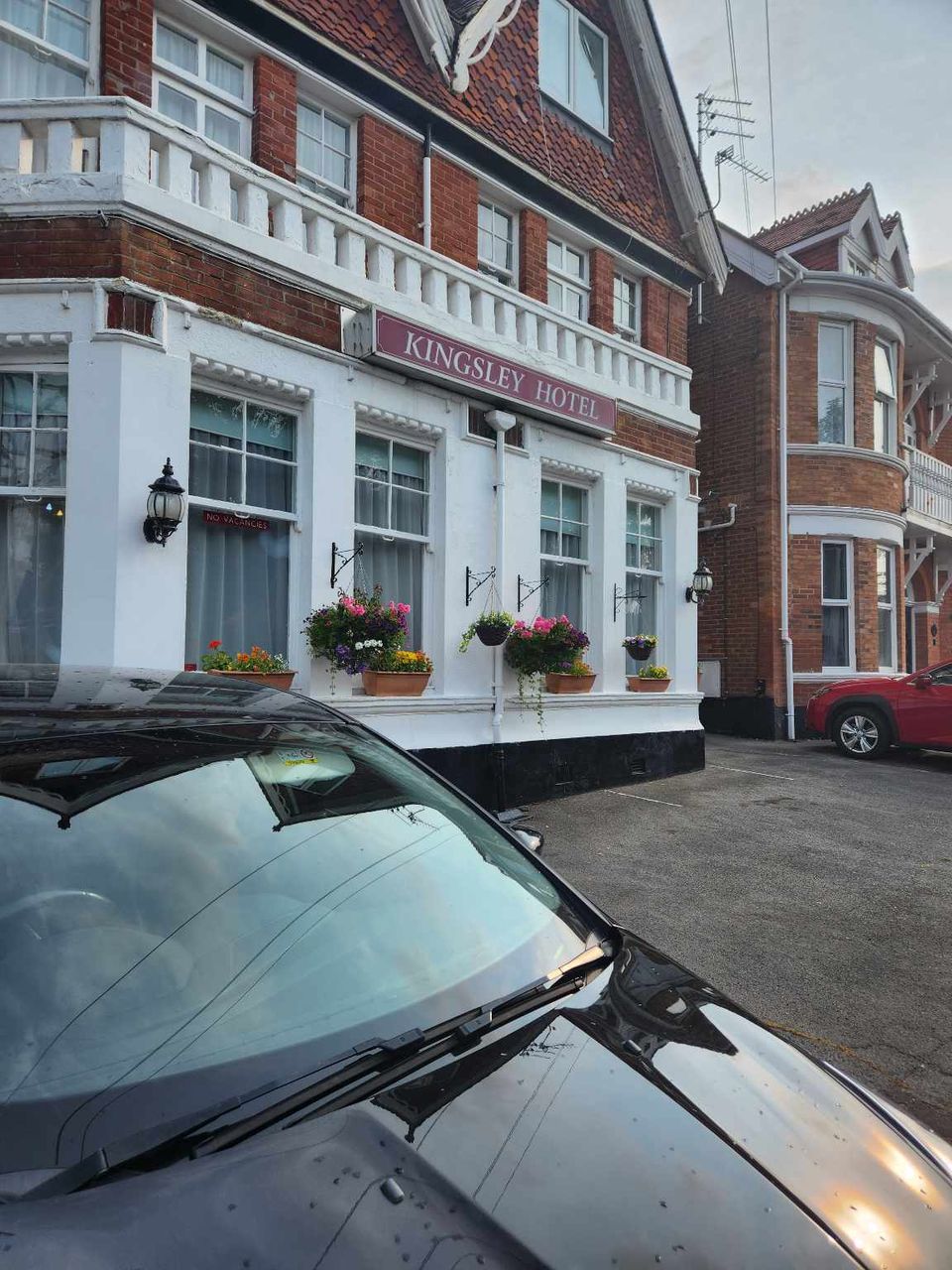 Kingsley Hotel