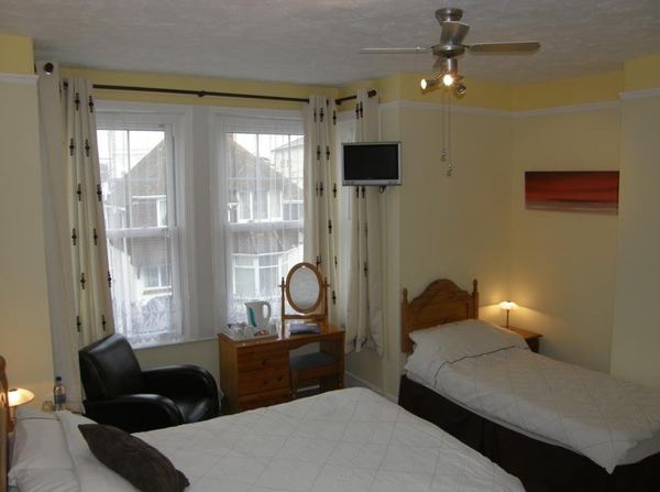 Kingswinford Guest House