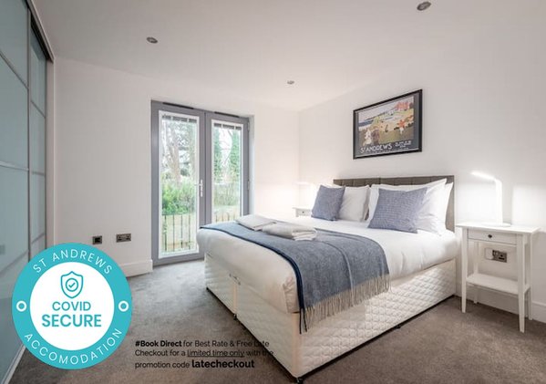 Kinness House Luxury Apartment with Parking