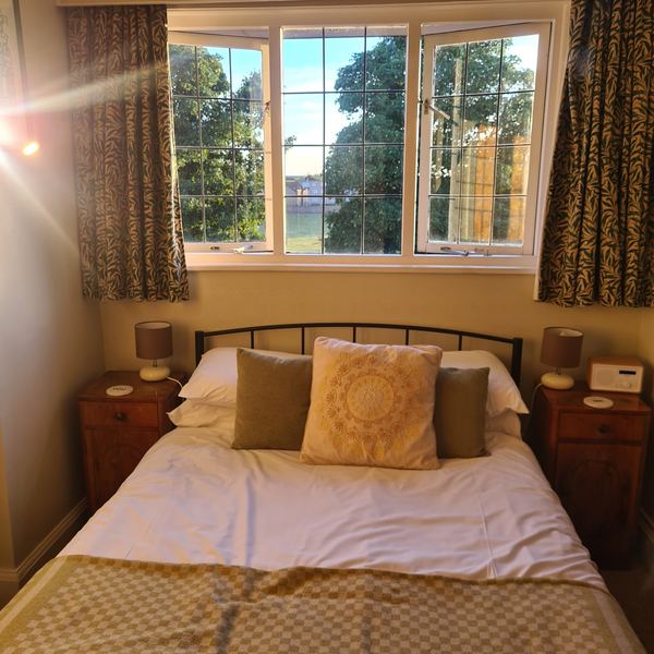 Knights Court Hotel