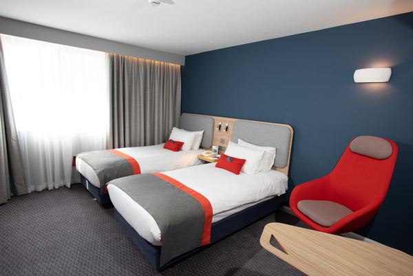 Knowsley Inn & Lounge