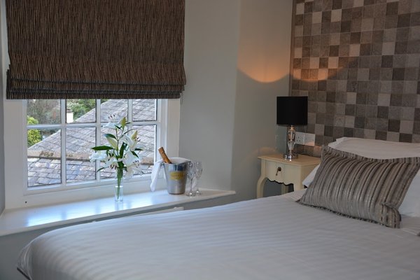 Lakes Hotel & Spa