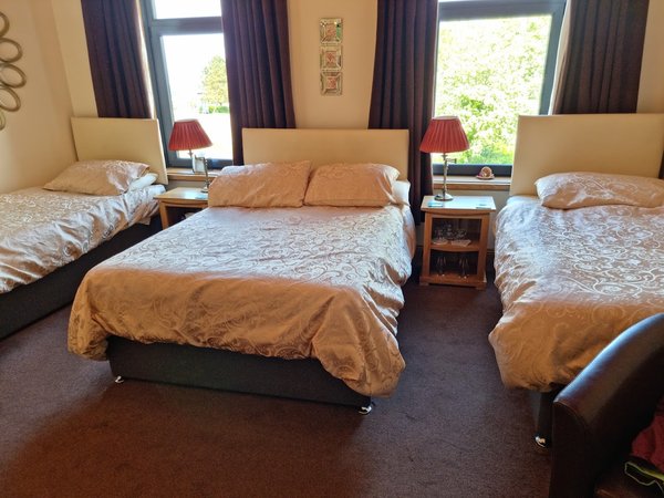 Lakeview Guest House
