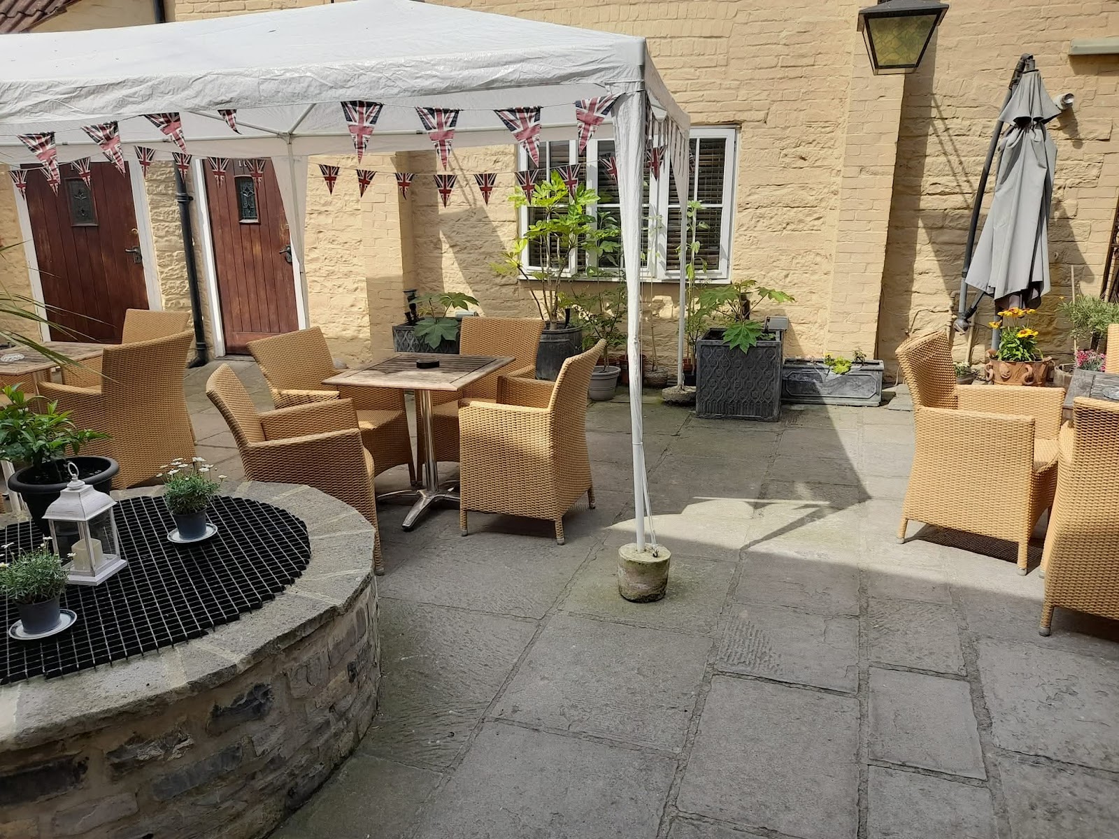 Langport Arms Hotel