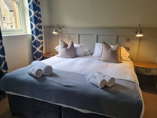 Lansdowne Strand Hotel