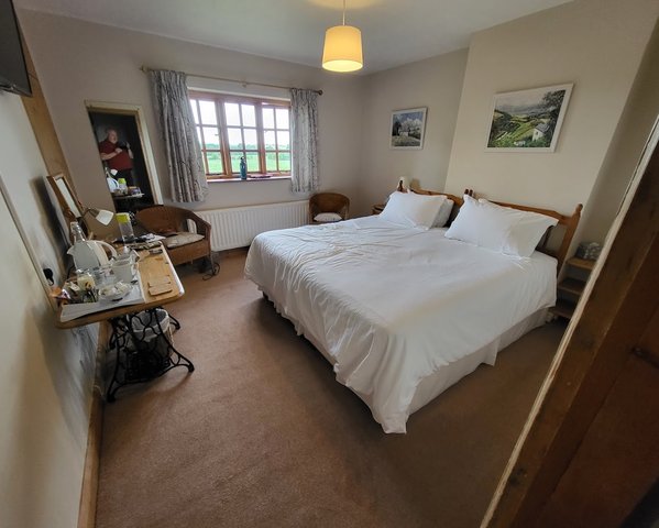 Larkrise Cottage Bed And Breakfast