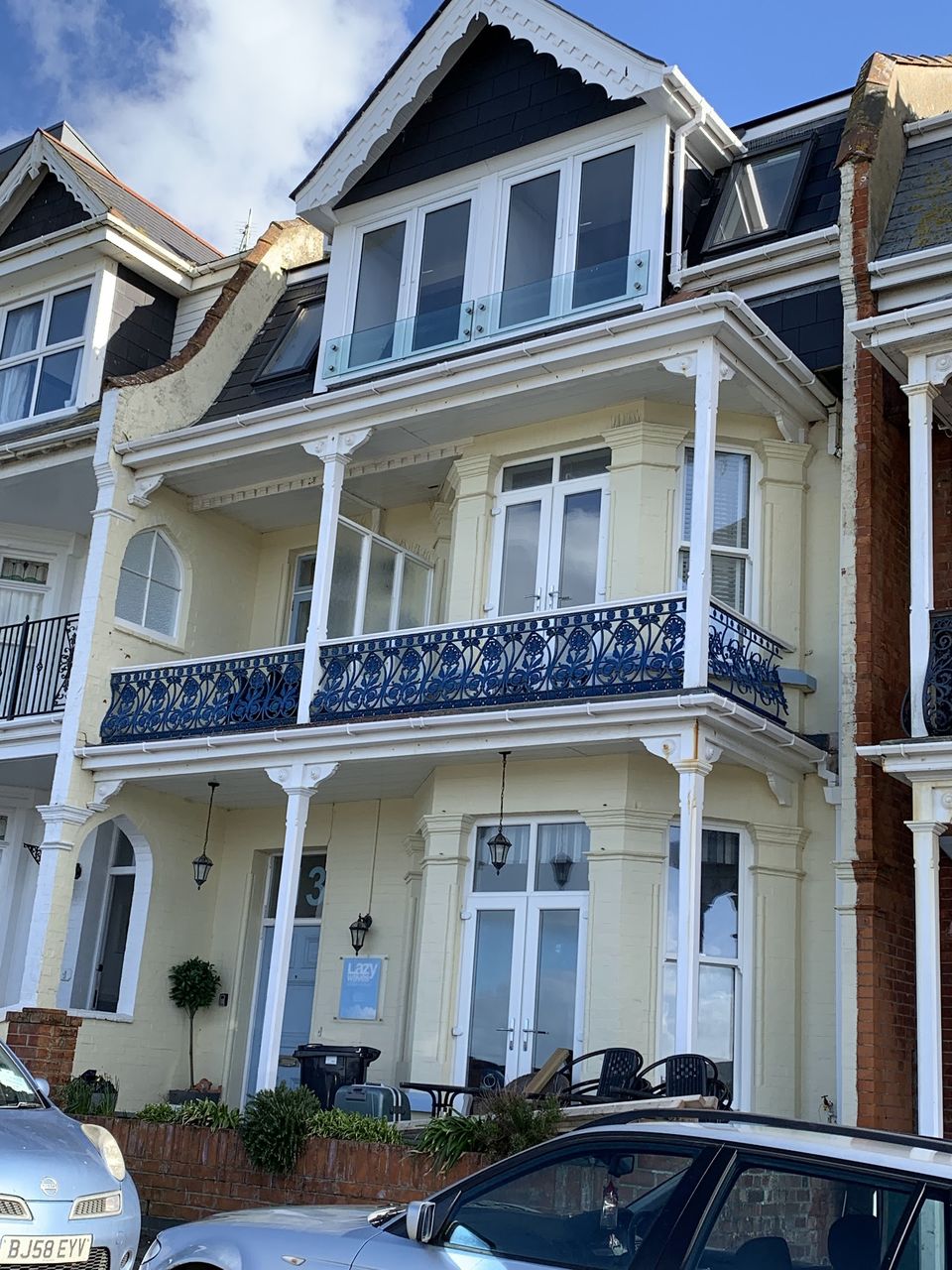 Lazy Waves Boutique B and B
