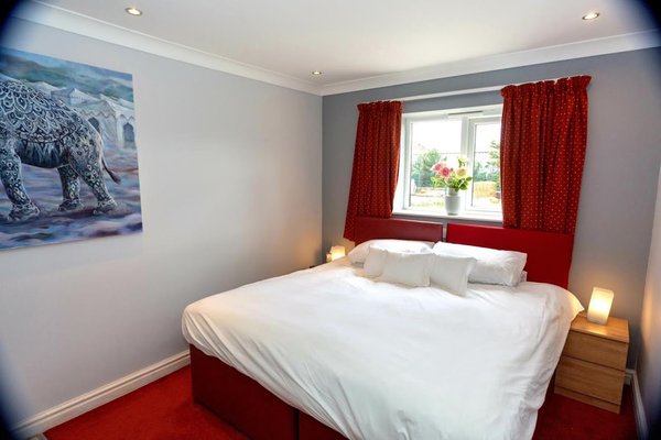 Lenox Bed and Breakfast