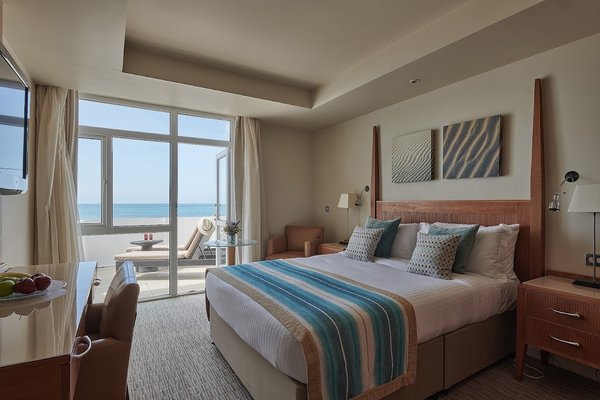 LHorizon Beach Hotel & Spa